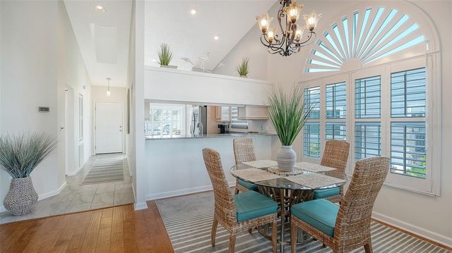 1005 PELICAN COURT, Bradenton, FL 34209