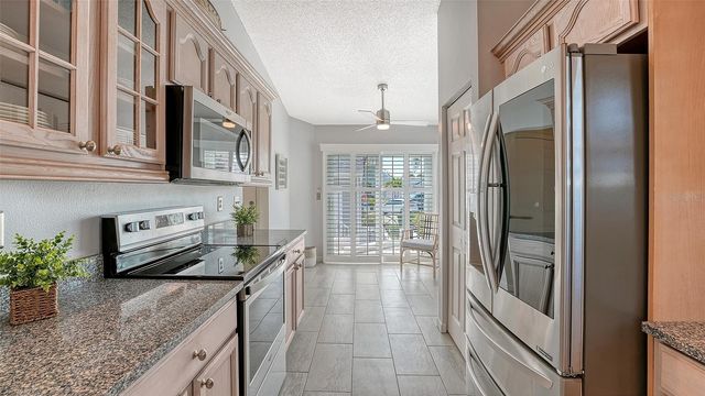 1005 PELICAN COURT, Bradenton, FL 34209