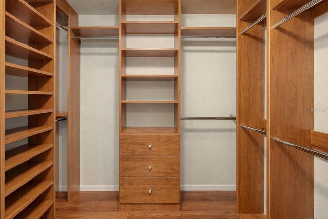 1005 PELICAN COURT, Bradenton, FL 34209