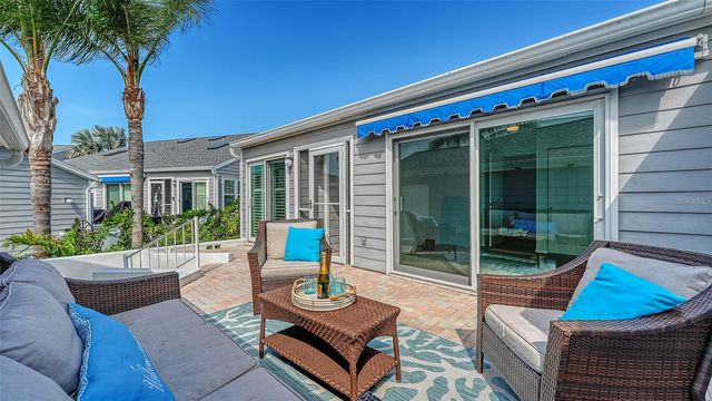 1005 PELICAN COURT, Bradenton, FL 34209