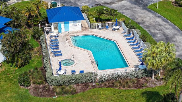 1005 PELICAN COURT, Bradenton, FL 34209