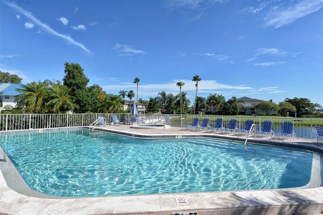 1005 PELICAN COURT, Bradenton, FL 34209