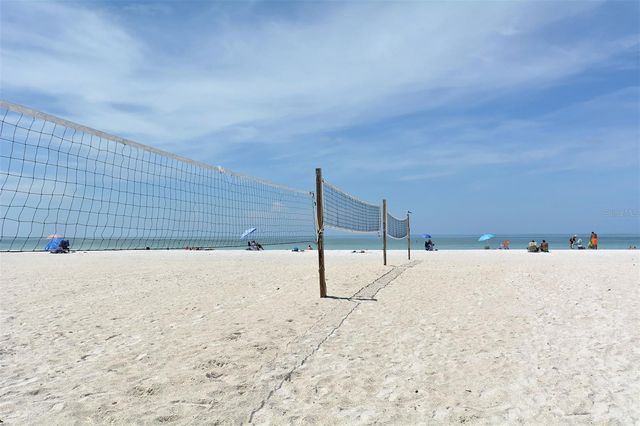 1005 PELICAN COURT, Bradenton, FL 34209