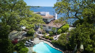 34 Shorehaven Road, Norwalk, CT 06855