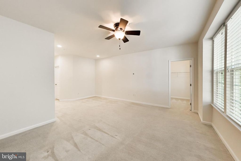 Image 16 of property listing at 1417 CHANERY CT, Odenton, MD 21113