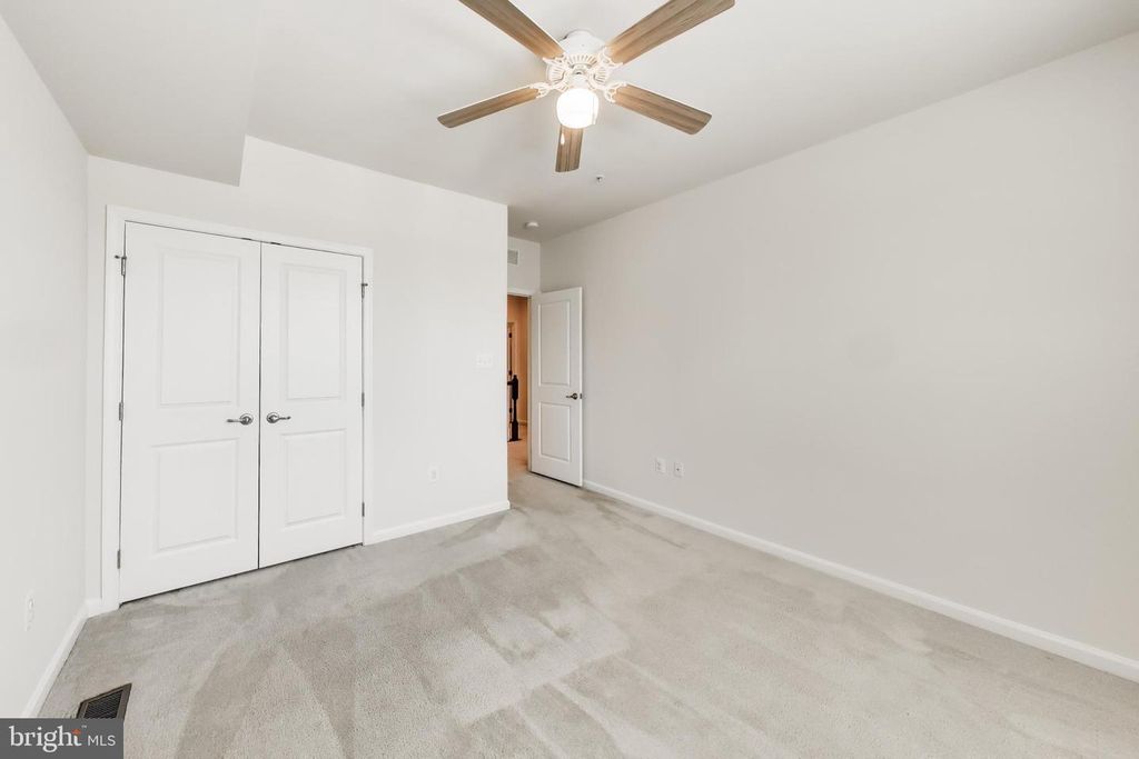 Image 20 of property listing at 1417 CHANERY CT, Odenton, MD 21113