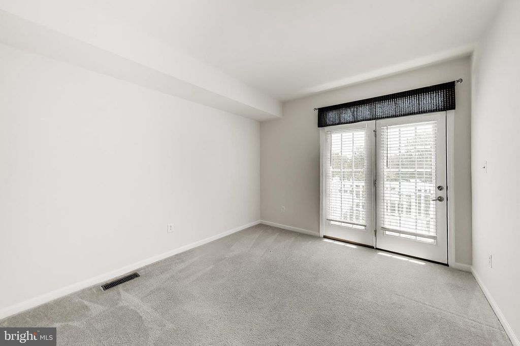 Image 21 of property listing at 1417 CHANERY CT, Odenton, MD 21113