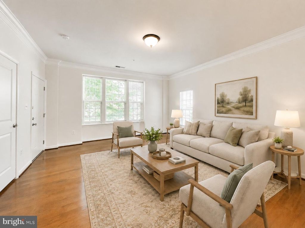 Image 3 of property listing at 1417 CHANERY CT, Odenton, MD 21113