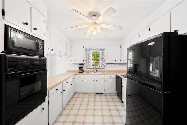 202 Kingsberry Drive, Easley, SC 29642