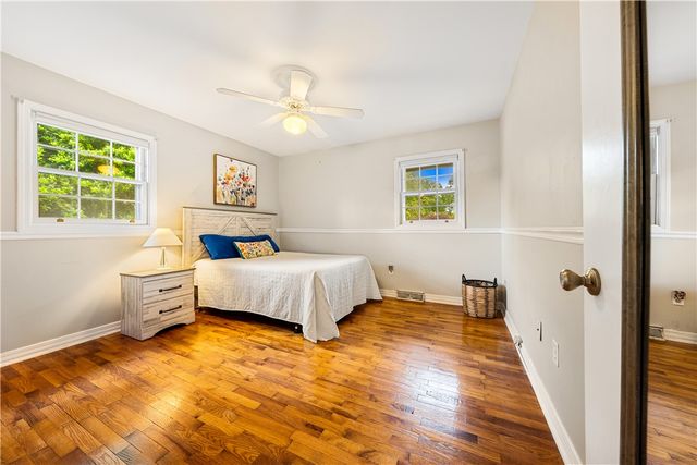 202 Kingsberry Drive, Easley, SC 29642
