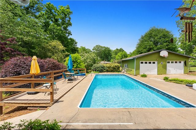 202 Kingsberry Drive, Easley, SC 29642