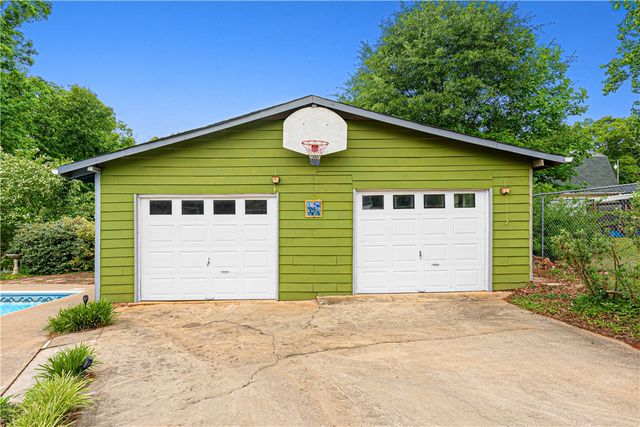 202 Kingsberry Drive, Easley, SC 29642