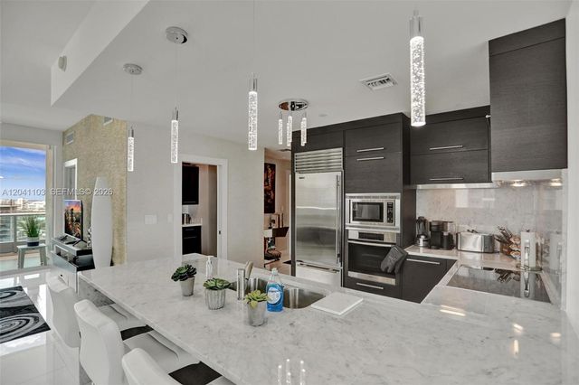 900 Biscayne Blvd 2901, Miami, FL 33132