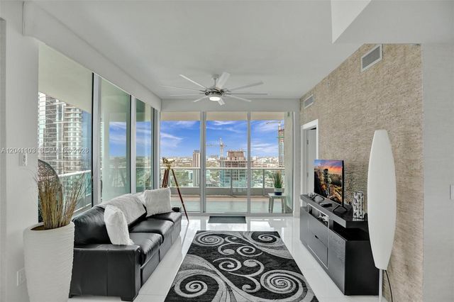 900 Biscayne Blvd 2901, Miami, FL 33132