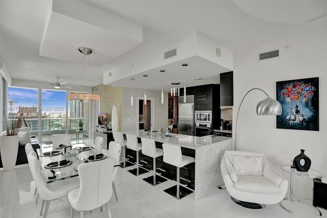 900 Biscayne Blvd 2901, Miami, FL 33132