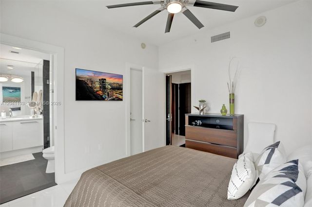 900 Biscayne Blvd 2901, Miami, FL 33132