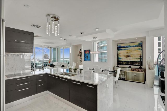 900 Biscayne Blvd 2901, Miami, FL 33132