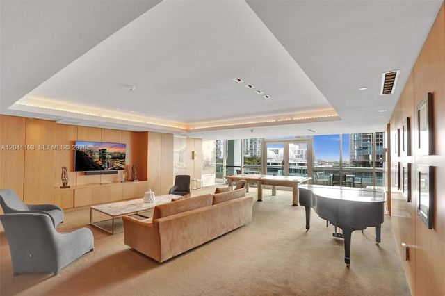 900 Biscayne Blvd 2901, Miami, FL 33132