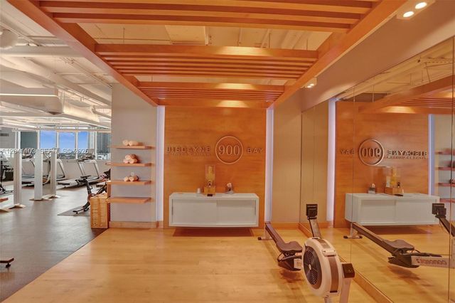 900 Biscayne Blvd 2901, Miami, FL 33132