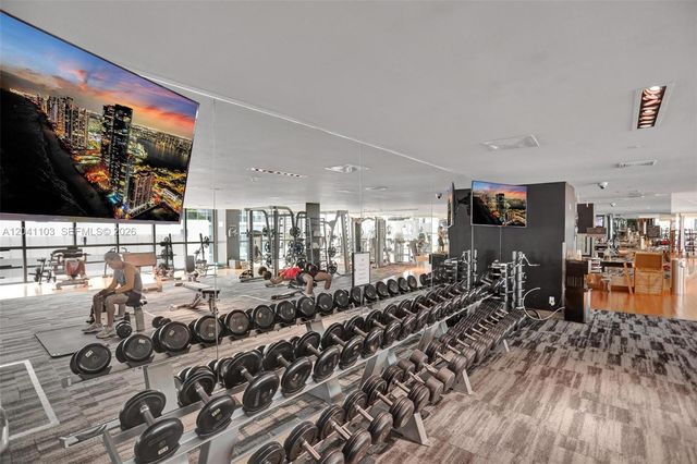 900 Biscayne Blvd 2901, Miami, FL 33132