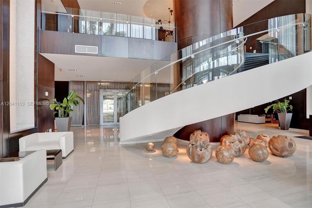 900 Biscayne Blvd 2901, Miami, FL 33132