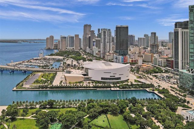 900 Biscayne Blvd 2901, Miami, FL 33132