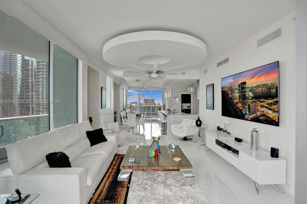 900 Biscayne Blvd 2901, Miami, FL 33132