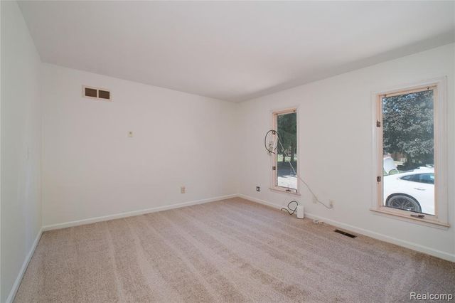 11050 Wealthy Lane, Romeo, MI 48065