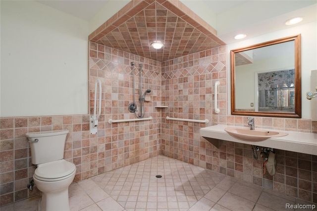 11050 Wealthy Lane, Romeo, MI 48065