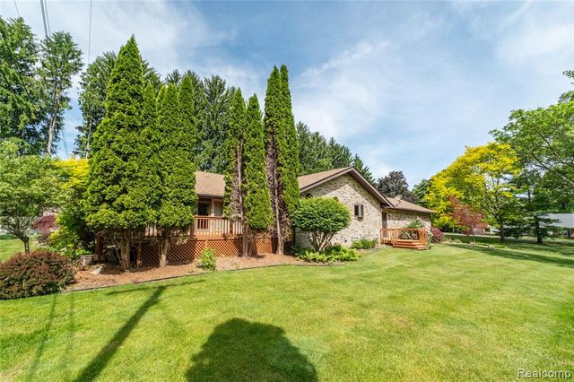 11050 Wealthy Lane, Romeo, MI 48065