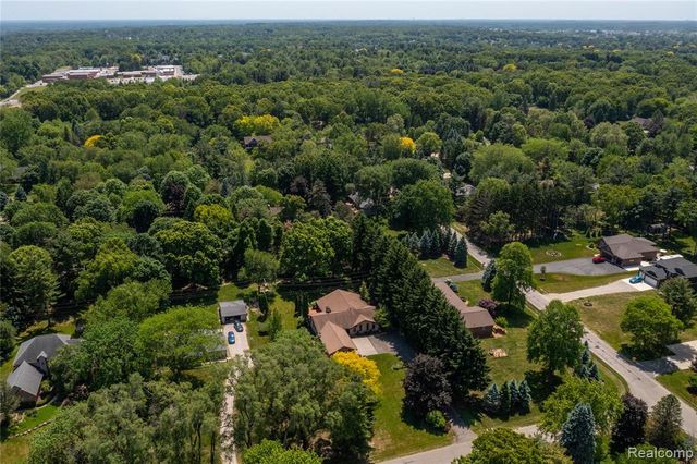 11050 Wealthy Lane, Romeo, MI 48065