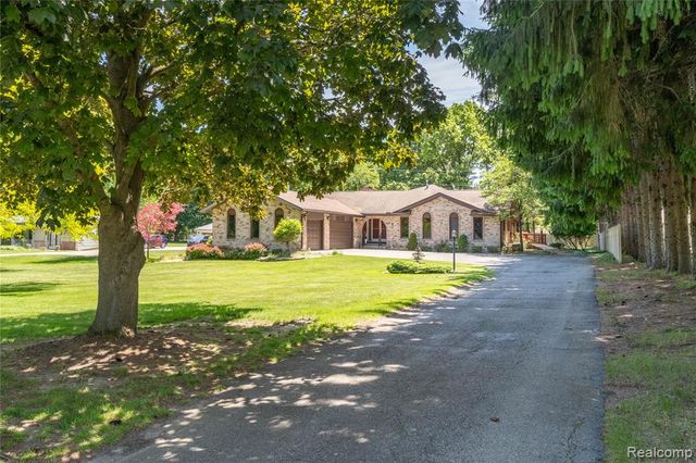 11050 Wealthy Lane, Romeo, MI 48065