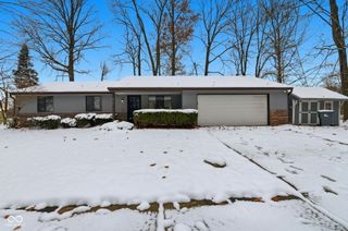 8214 Oil Creek Court, Indianapolis, IN 46268