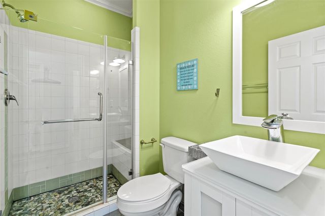 3923 Reeves Drive, Galveston, TX 77554