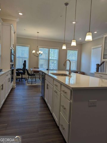 201 Spike Trail, Smyrna, GA 30080