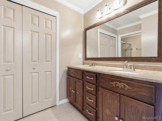 2042 Kingsbury Drive, Montgomery, AL 36106