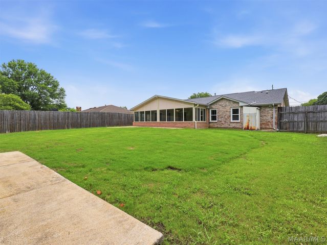 2042 Kingsbury Drive, Montgomery, AL 36106