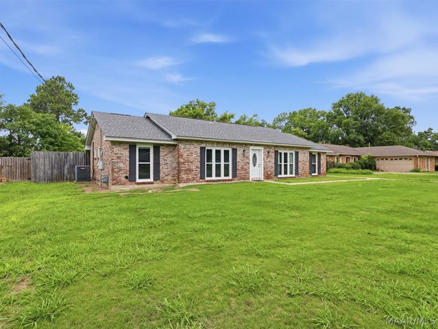 2042 Kingsbury Drive, Montgomery, AL 36106