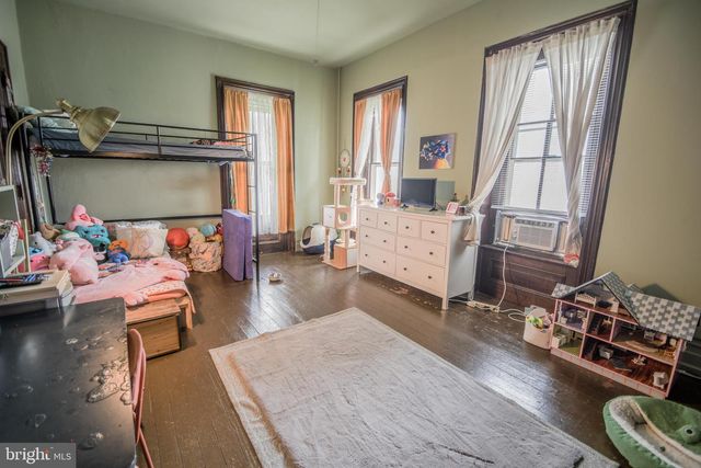 1 S MAIN ST, Richlandtown, PA 18955