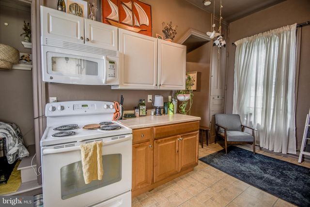 1 S MAIN ST, Richlandtown, PA 18955