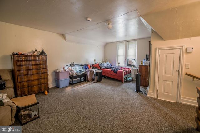 1 S MAIN ST, Richlandtown, PA 18955