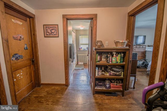 1 S MAIN ST, Richlandtown, PA 18955