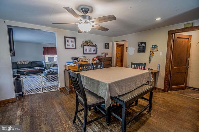 1 S MAIN ST, Richlandtown, PA 18955
