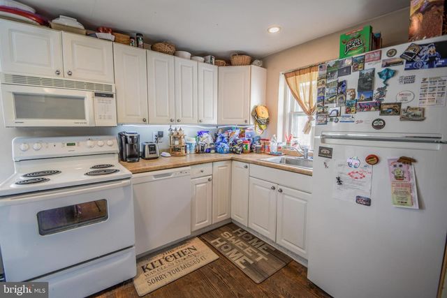 1 S MAIN ST, Richlandtown, PA 18955