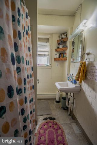 1 S MAIN ST, Richlandtown, PA 18955