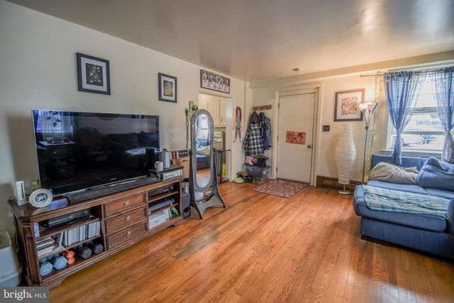 1 S MAIN ST, Richlandtown, PA 18955