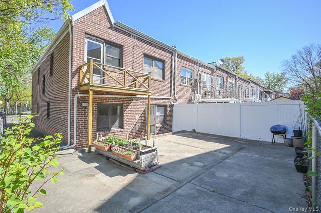 160-02 Booth Memorial Avenue, Flushing, NY 11365
