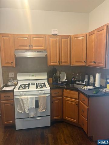 377 Henry Street, Orange, NJ 07050