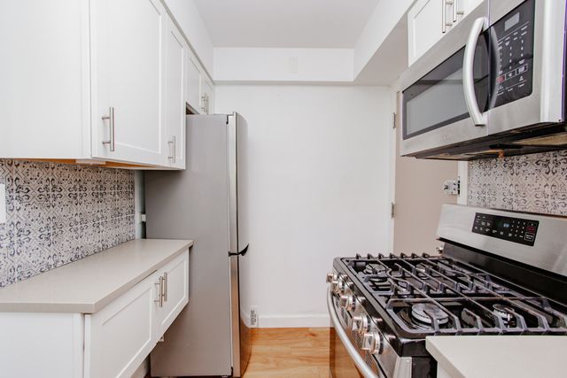 2611 Central Street 3, Evanston, IL 60201
