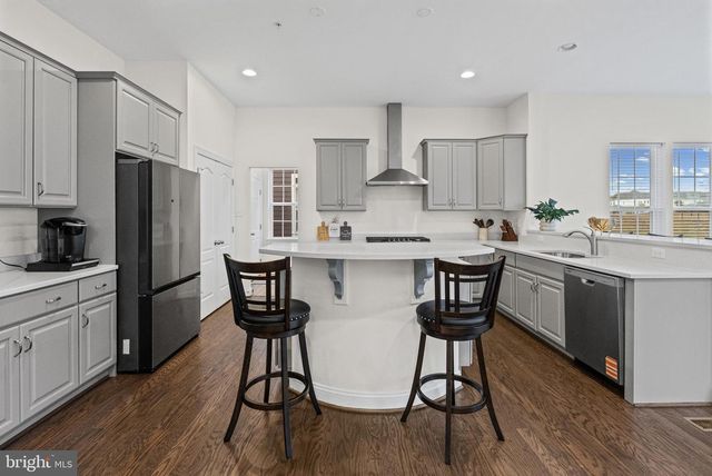 6500 PADDINGTON ST, Middle River, MD 21220